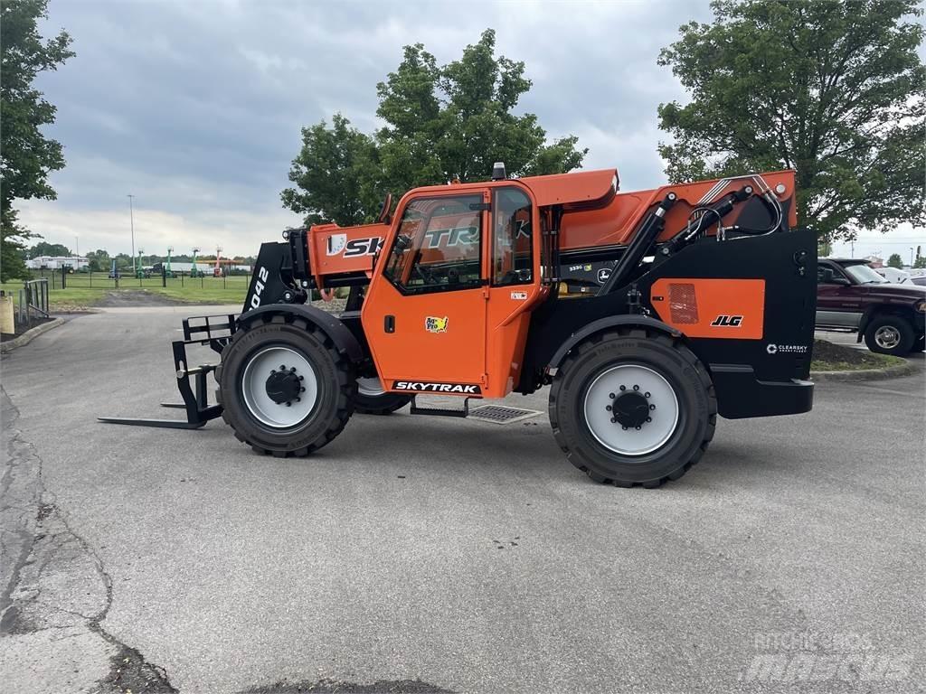 SkyTrak 8042 Teleskopik yükleyiciler