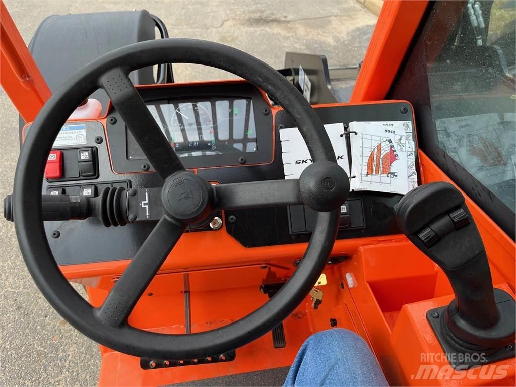 SkyTrak 8042 Teleskopik yükleyiciler