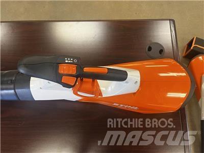 Stihl BGA200 Golf arabalari