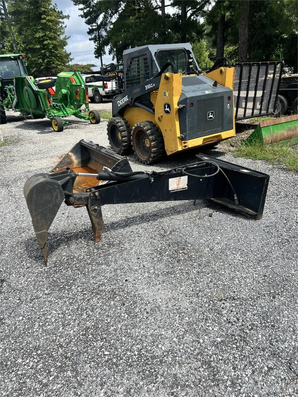 Tiger Backhoe Diger