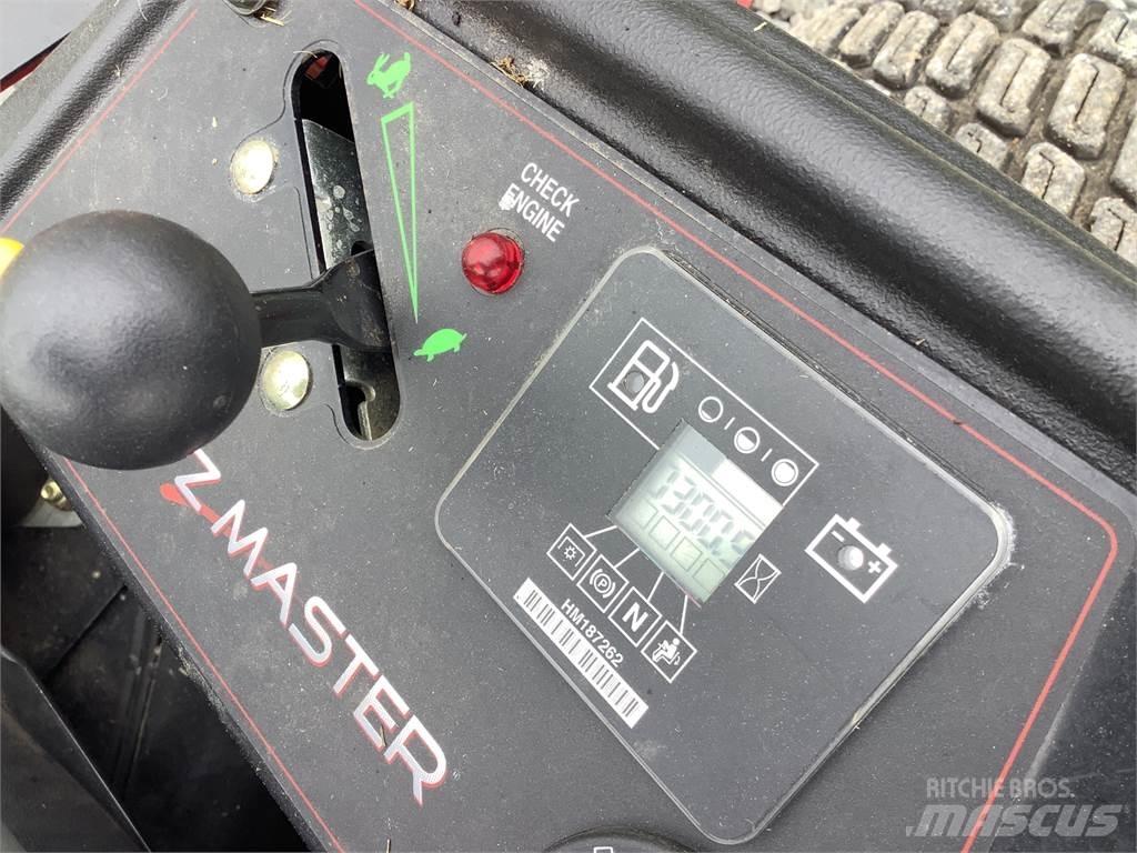 Toro 74930 Sıfır dönüşlü çim biçme makineleri