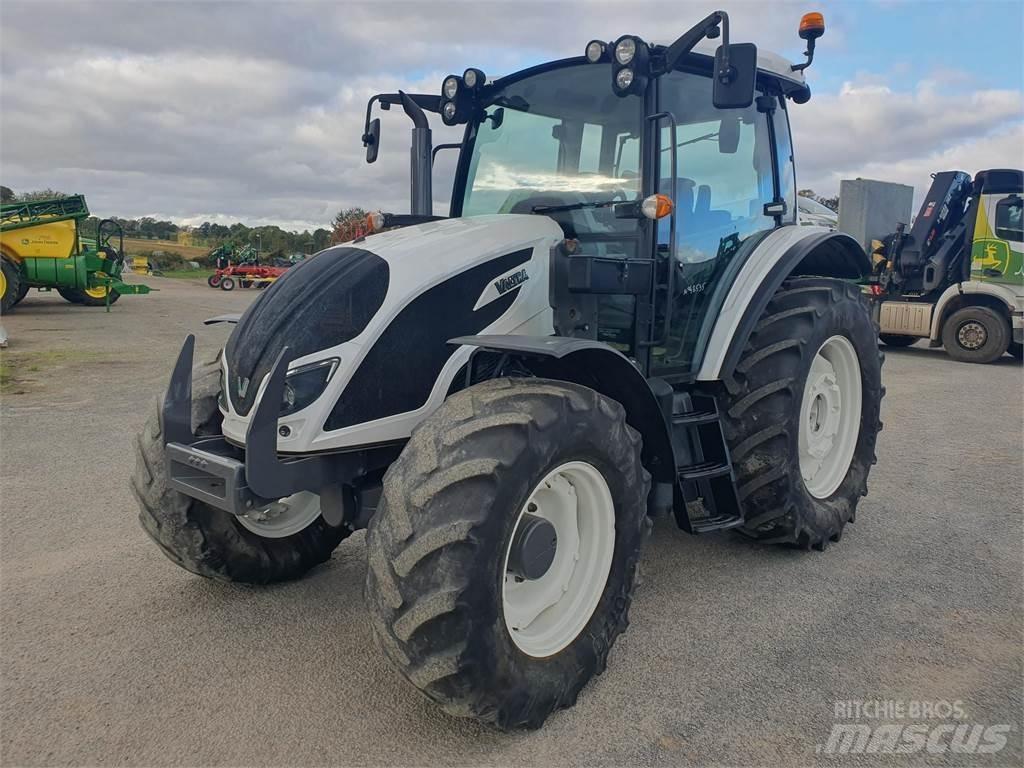 Valtra A104 Traktörler