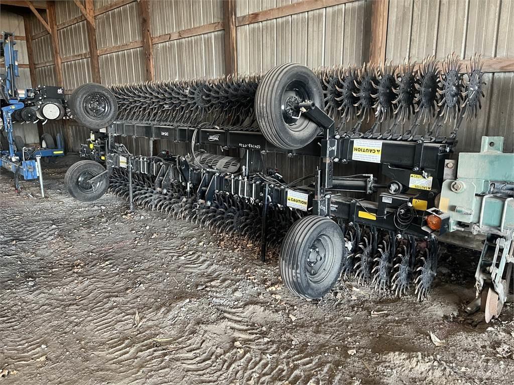 YETTER 3541 Diger toprak isleme makina ve aksesuarlari