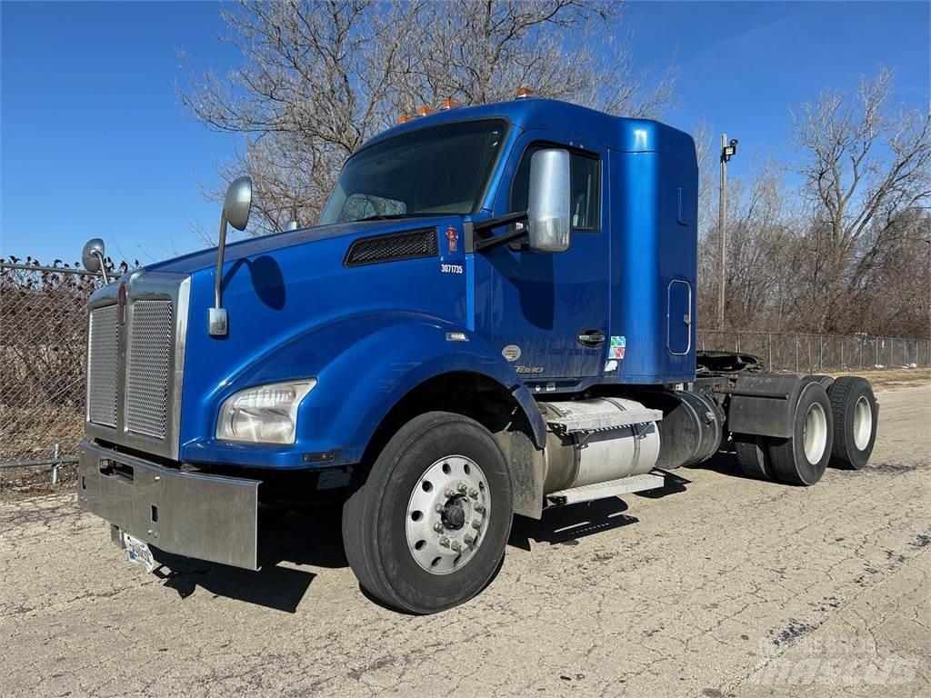 Kenworth T880 Çekiciler
