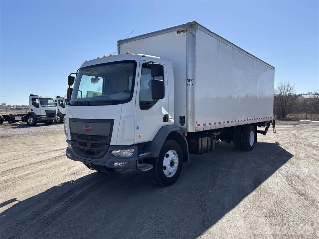 Peterbilt 220 Kapali kasa kamyonlar