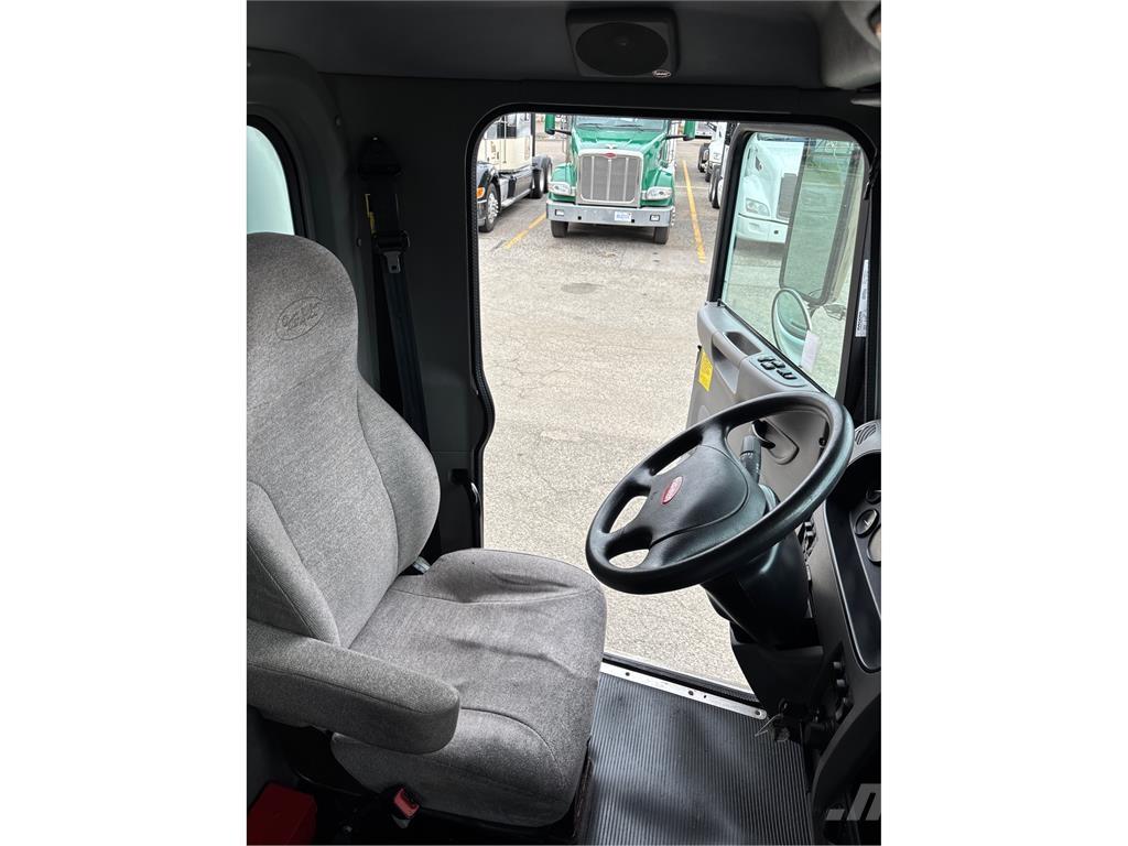 Peterbilt 337 Diger kamyonlar