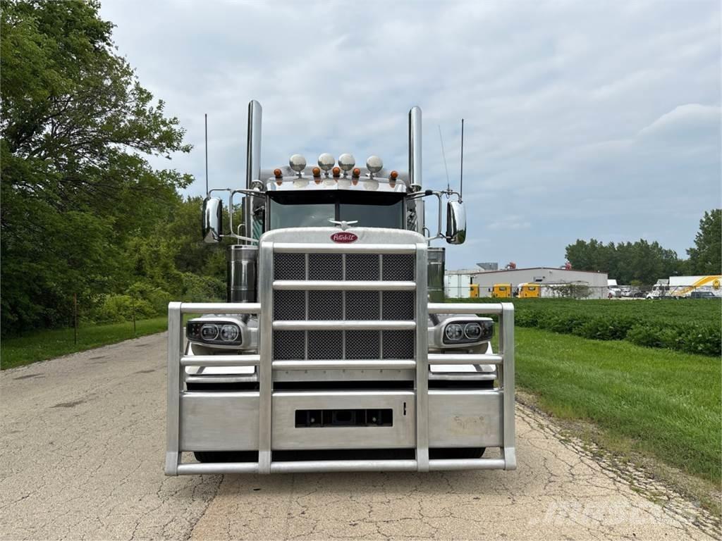 Peterbilt 389 Diger kamyonlar