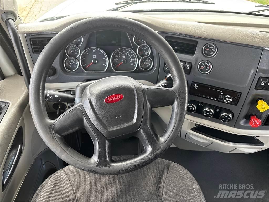 Peterbilt 567 Çekiciler
