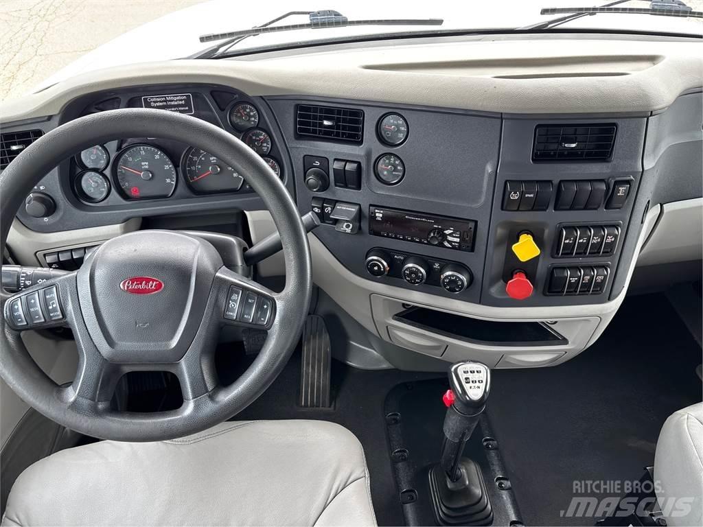 Peterbilt 567 Çekiciler