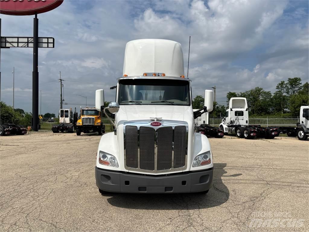 Peterbilt 579 Diger kamyonlar