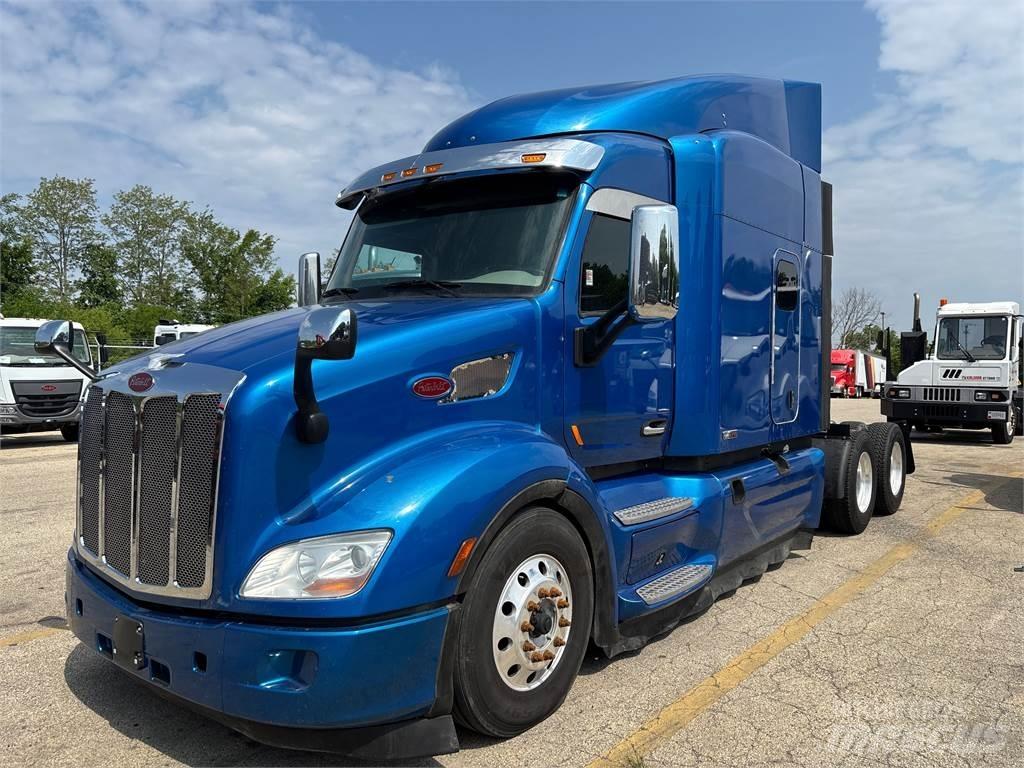 Peterbilt 579 Diger kamyonlar