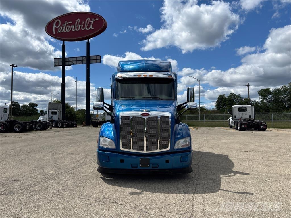 Peterbilt 579 Diger kamyonlar