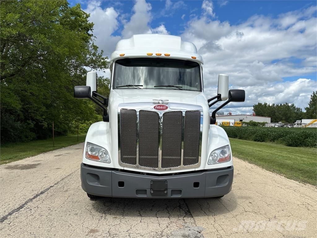Peterbilt 579 Diger kamyonlar