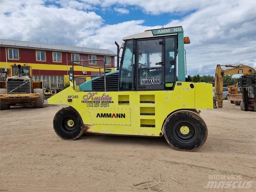 Ammann AP240 Pnömatik lastikli silindirler