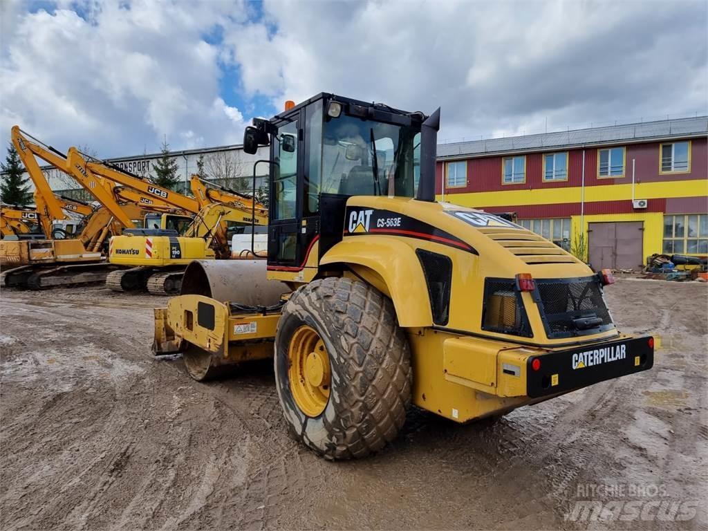 CAT CS 563E Tek tamburlu silindirler