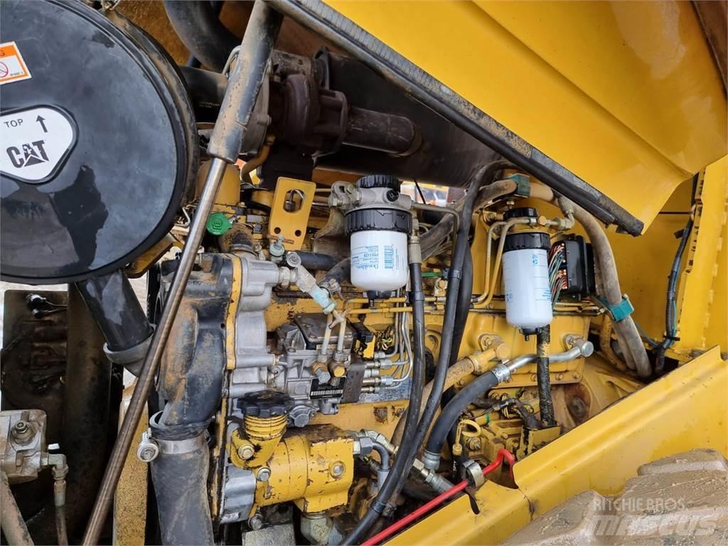 CAT CS 563E Tek tamburlu silindirler