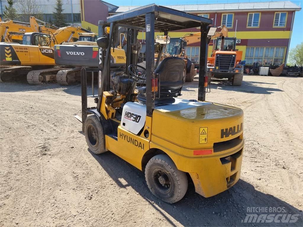 Hyundai Halla HDF30 Dizel forkliftler