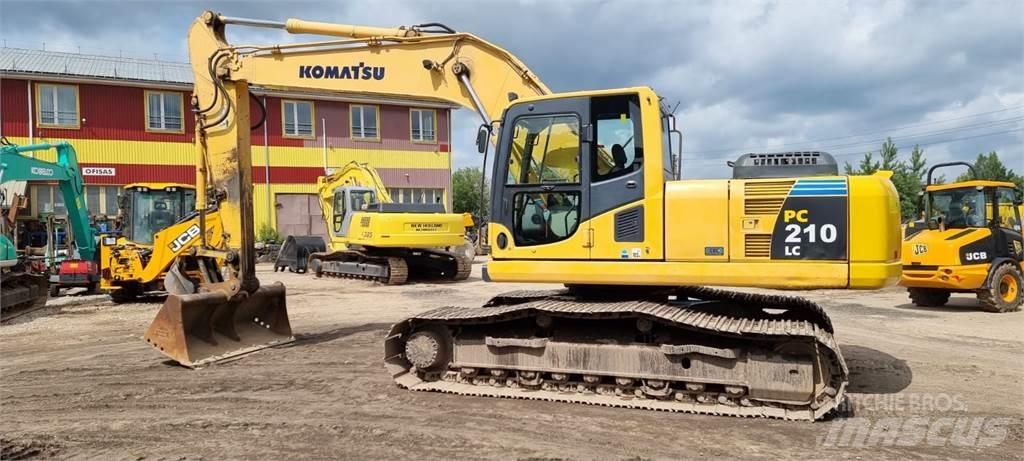Komatsu PC210LC Paletli ekskavatörler