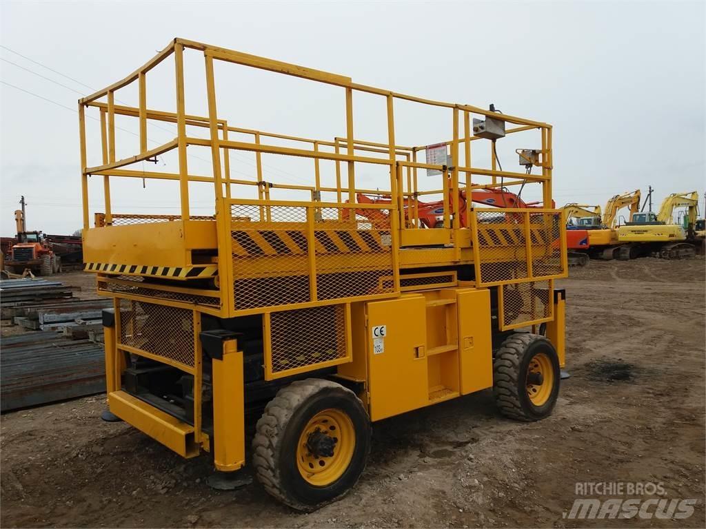 SkyJack SJ 8831 Makasli platformlar