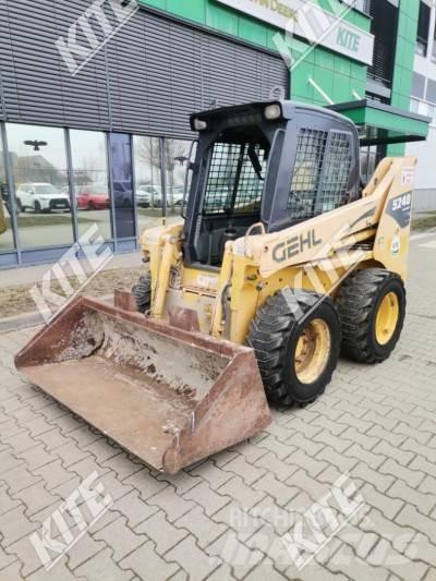 Gehl 5240 Ön yükleyici ve kazicilar