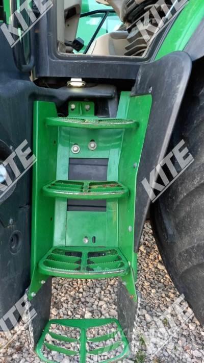 John Deere 6215R Traktörler