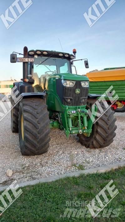 John Deere 6215R Traktörler