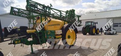John Deere 732i/21 Çekilir pülverizatörler