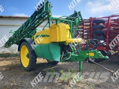 John Deere 732I/27M Çekilir pülverizatörler