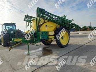 John Deere M740i Çekilir pülverizatörler