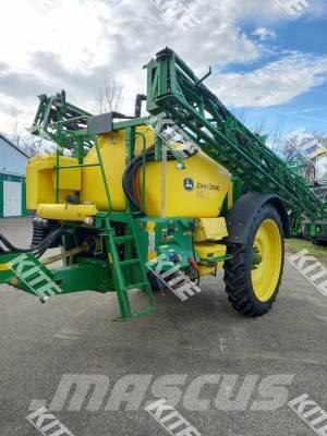 John Deere M740I/30 Çekilir pülverizatörler