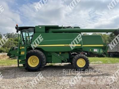 John Deere W650 Biçerdöverler
