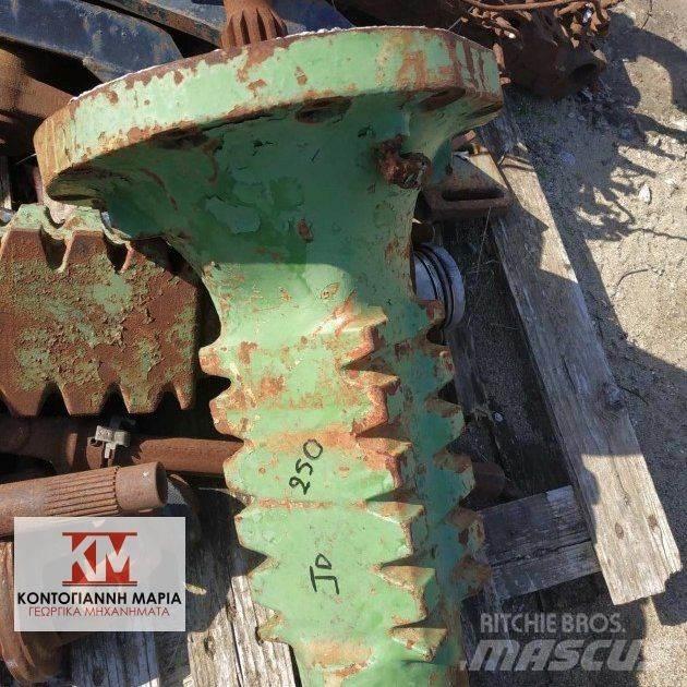 John Deere  Diger tarim makinalari