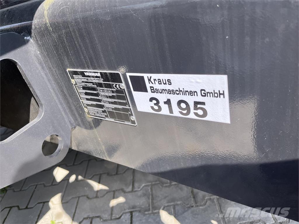 Yanmar B110W Lastik tekerli ekskavatörler