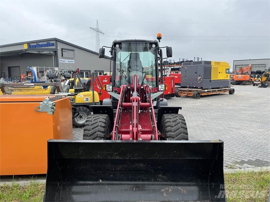 Yanmar V80 Tekerlekli yükleyiciler
