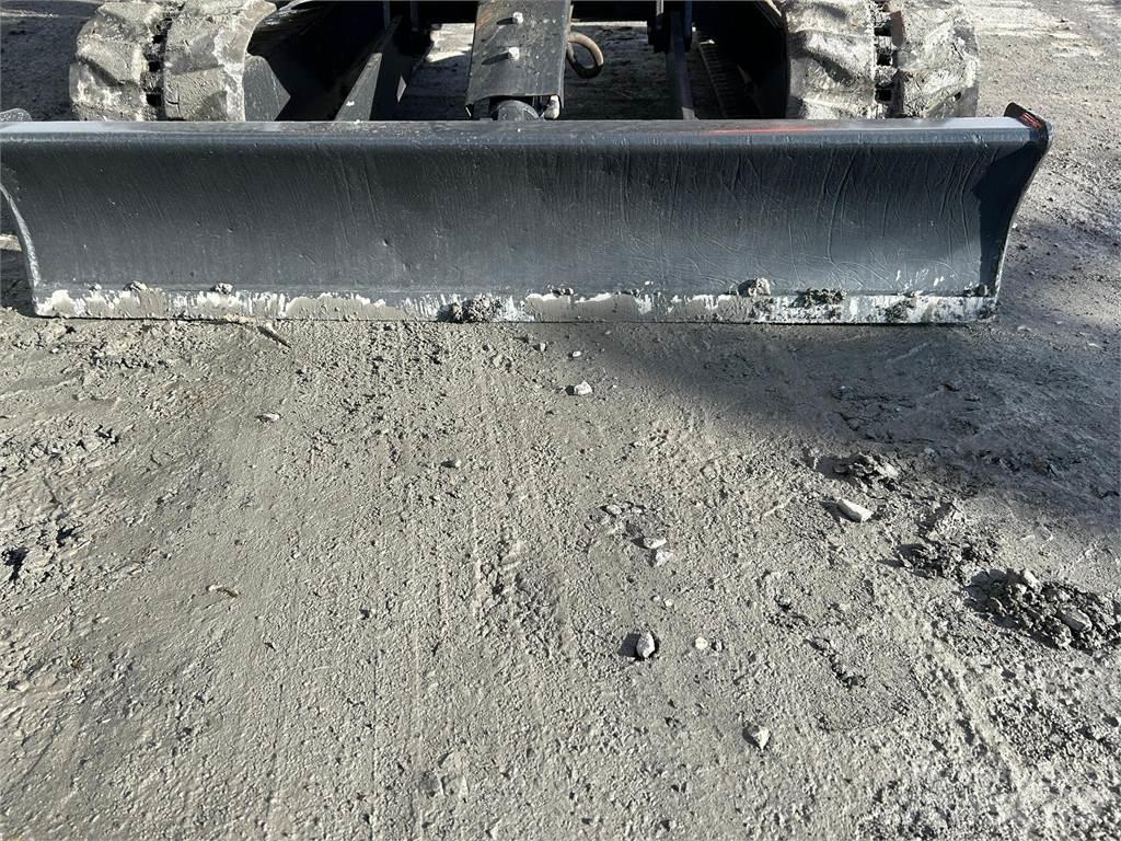 Hitachi 2019 ZX26U-6 Paletli ekskavatörler