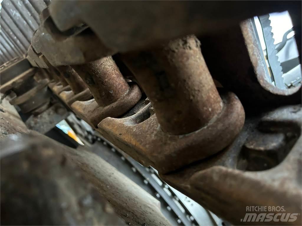 Volvo EC220DL Paletli ekskavatörler