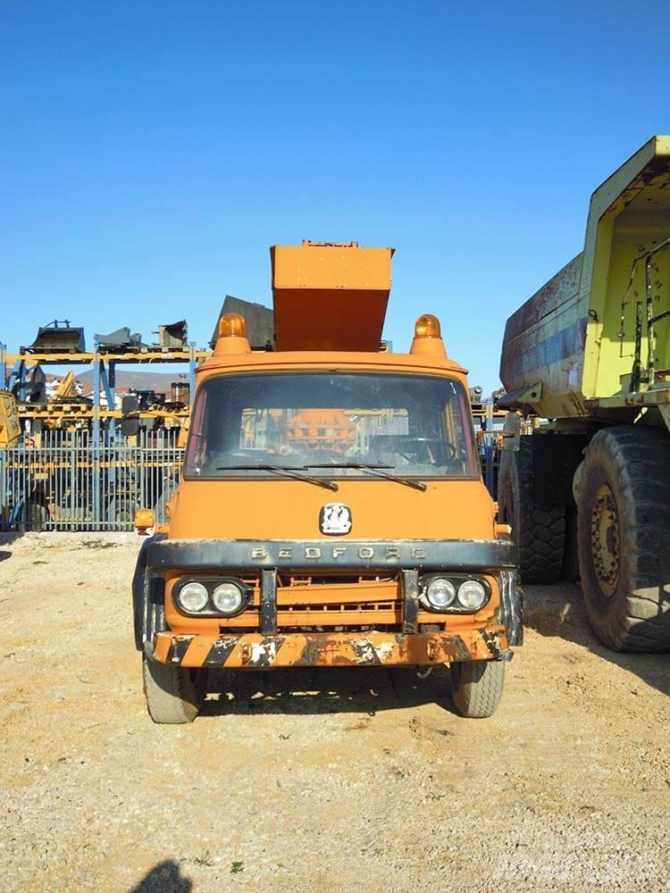 Bedford ERV1GCO Körüklü personel platformları
