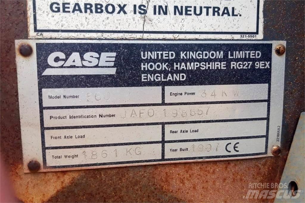 CASE 560 Kanal kazma makinasi
