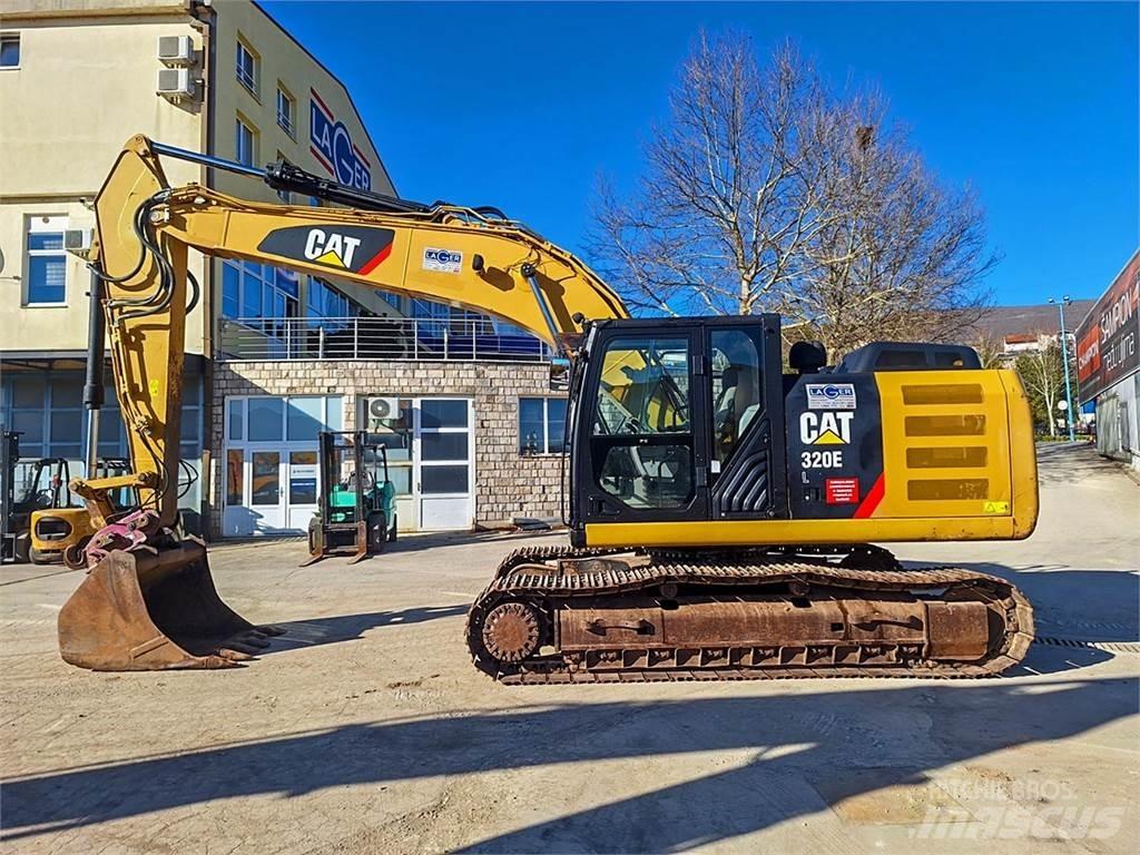 CAT 320E Paletli ekskavatörler