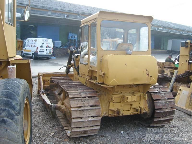 CAT D4 Paletli dozerler