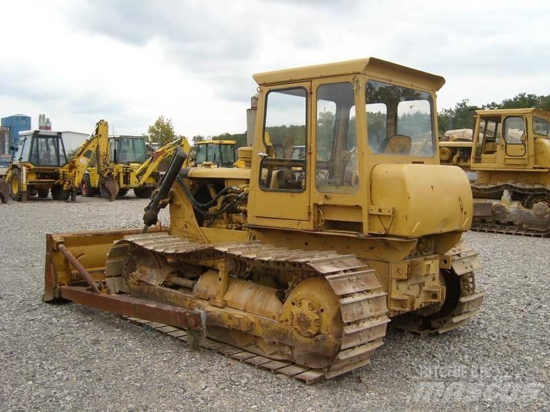 CAT D4 Paletli dozerler