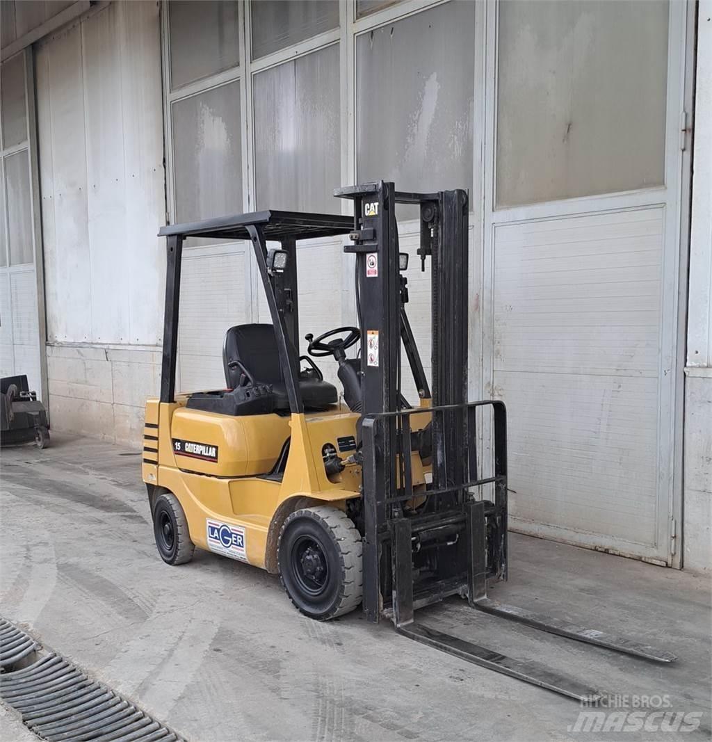 CAT DP15 Dizel forkliftler