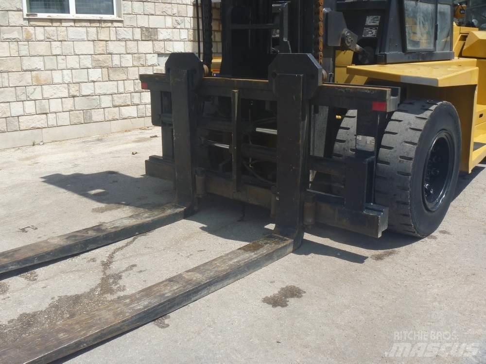 CAT DP150 Dizel forkliftler