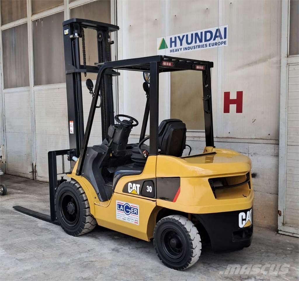 CAT DP30NT Dizel forkliftler