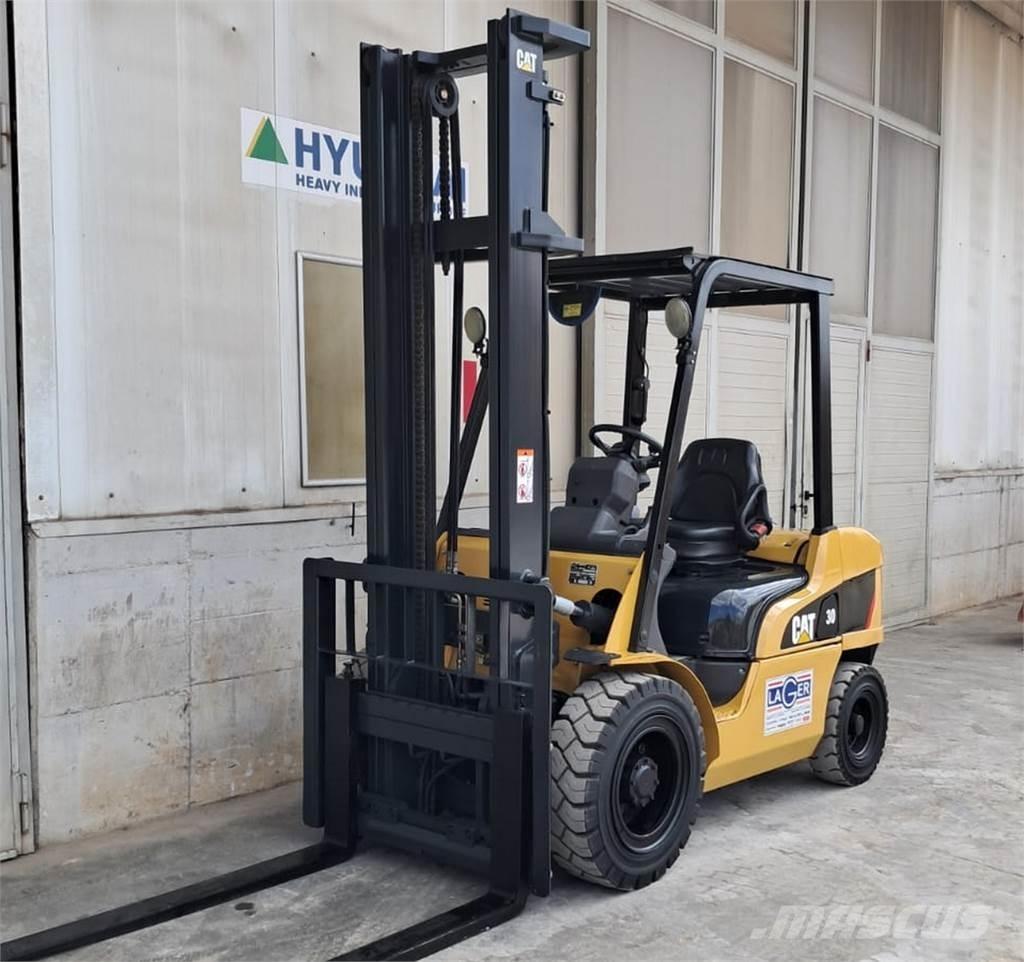 CAT DP30NT Dizel forkliftler