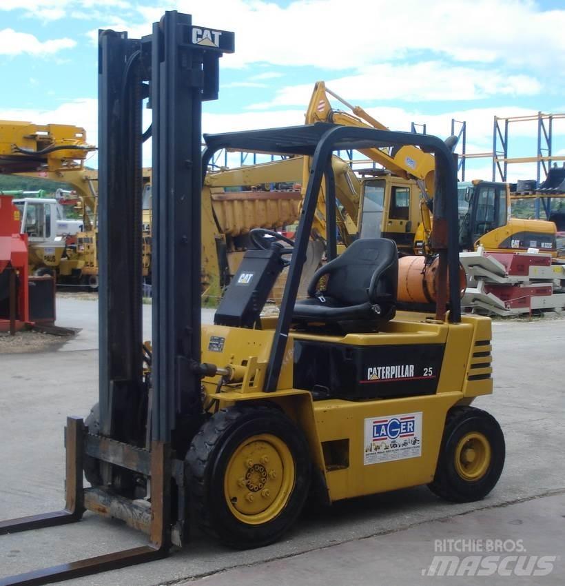 CAT GP25-2 LPG'li forkliftler