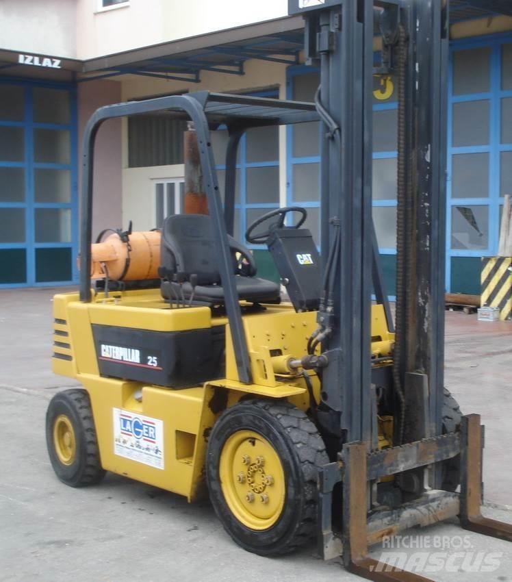 CAT GP25-2 LPG'li forkliftler