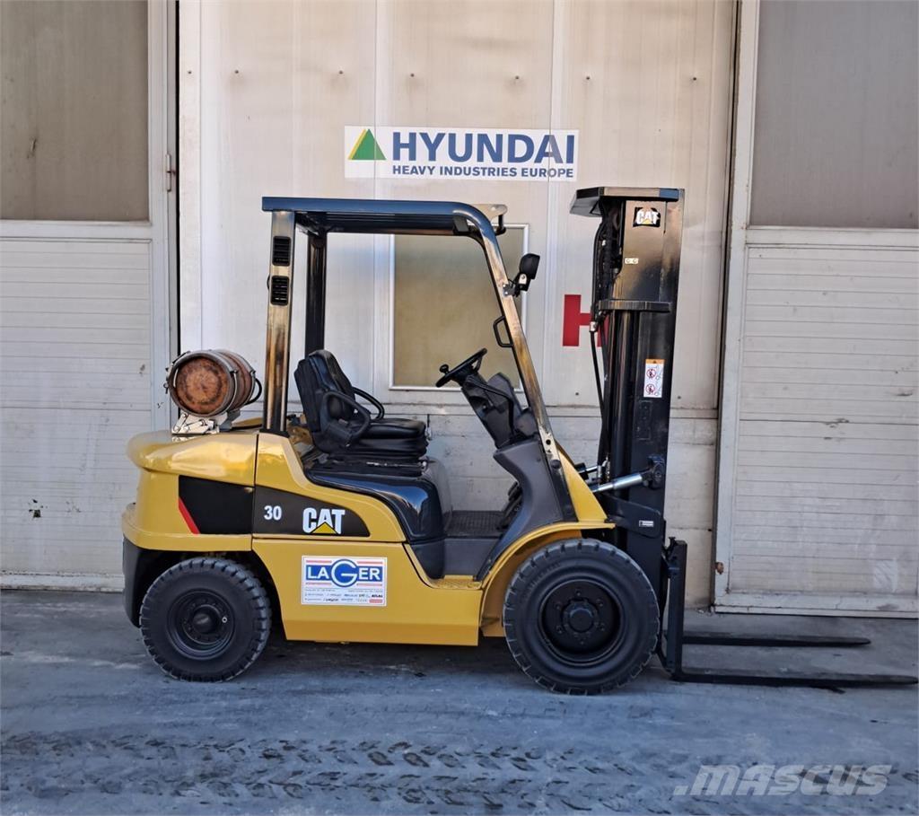 CAT GP30NT LPG'li forkliftler