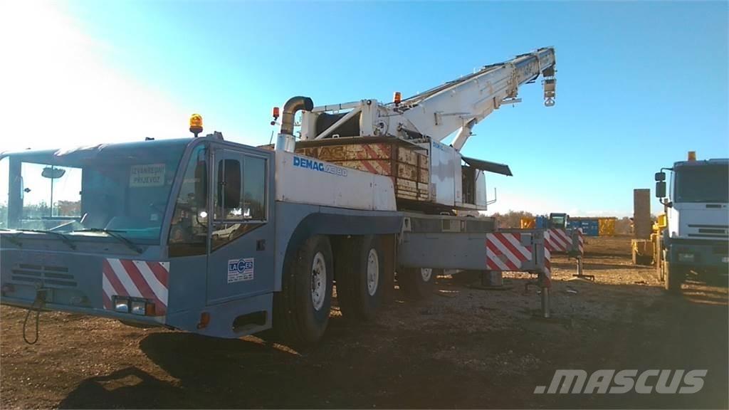 Demag AC 180 Arazi Tipi Vinçler (RT)
