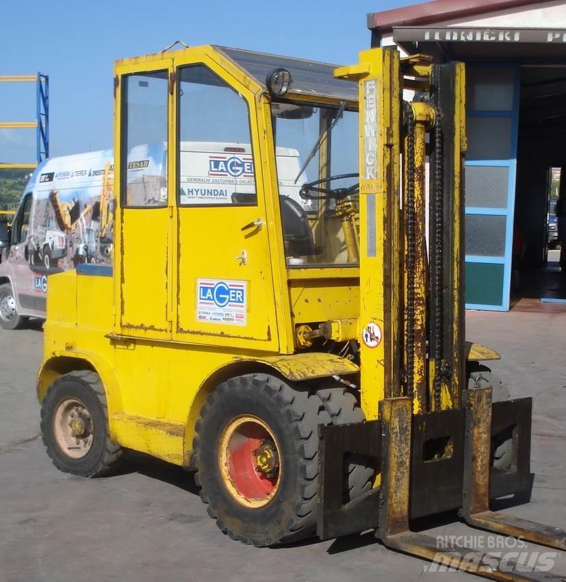 Fenwick DBPJ-405  92 Dizel forkliftler